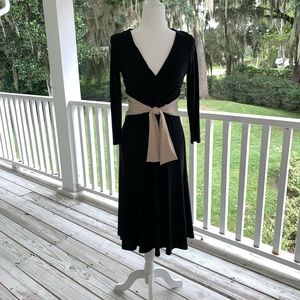 Jones of New York black and cream evening dress
